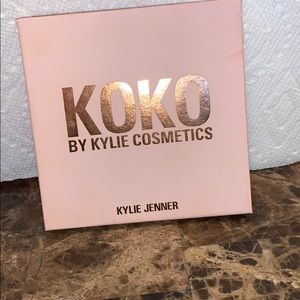 Kylie cosmetics x KoKo eyeshadow palette